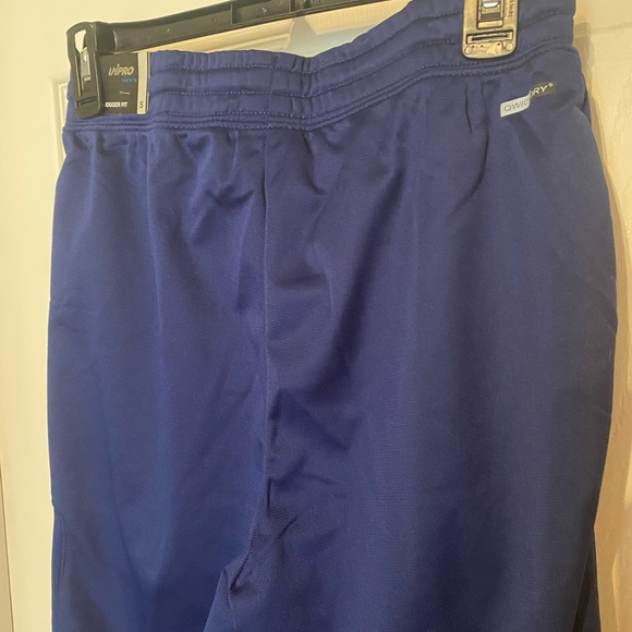 NWT Men’s Unipro Quick-Dry Joggers (Small) - Picture 2 of 5